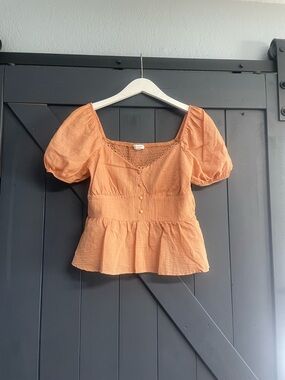 Blu Pepper Puff Sleeve Peplum Top - Rust Orange